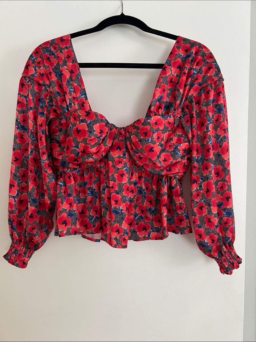House of Harlow 1960 Red Floral Puff-Sleeve Sweetheart Blouse